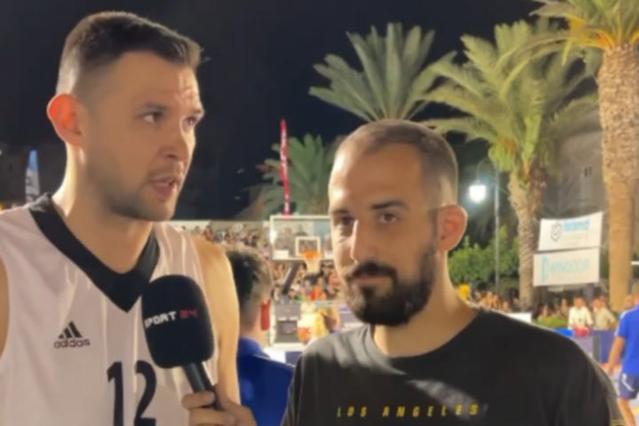 Ο Κώστας Παπανικολάου στο SPORT24: “Χαρούμενος που επέστρεψε ο Μιλουτίνοβ στον Ολυμπιακό, ανυπομονώ για τη νέα σεζόν”