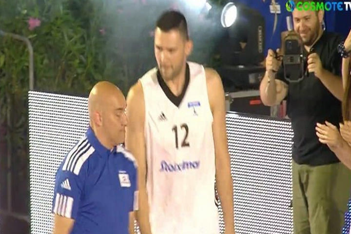 Stoiximan Aegeanball Festival: Ο χορός του Παπανικολάου κατά την παρουσίασή του