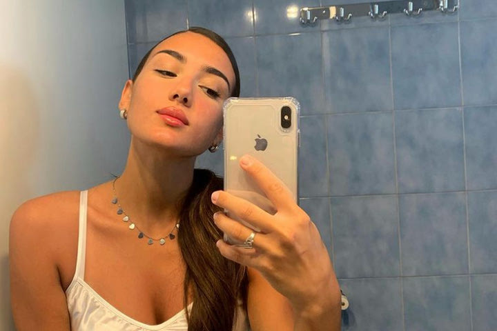 Η νέα Miss Italia είναι φανατική οπαδός της Νάπολι και ξέρει από ανηφοριές στη ζωή