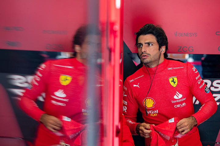 O Σάινθ θέλει να μείνει στη Ferrari μέχρι το 2027