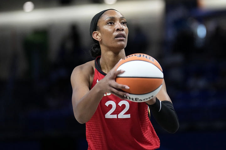 WNBA: Η απίστευτη Έιζα Γουίλσον σημείωσε 53 πόντους και ισοφάρισε το ρεκόρ της λίγκας