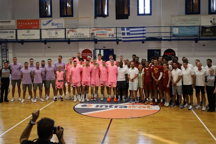 Η Μύκονος απόλαυσε τους αστέρες του αύριο σε δύο μεγάλα φιλικά ανάμεσα στο USC και τη Μέγκα