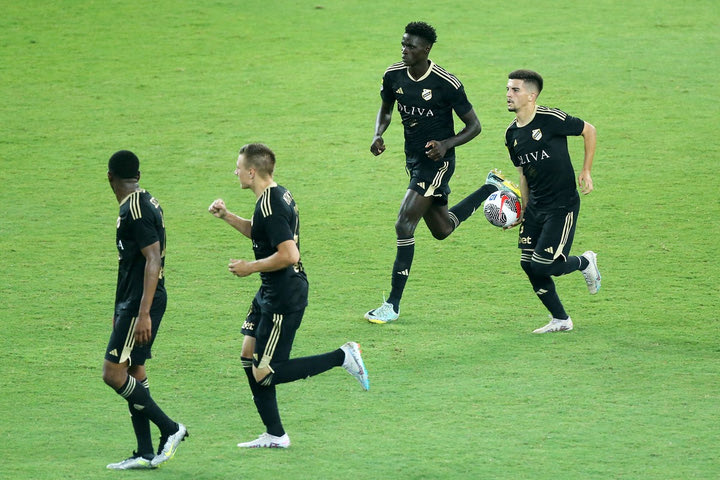 LIVE: Τσουκαρίτσκι – Ράντνικ