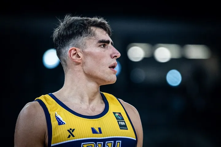 Εκτός δεξαμενής κι ο Λούκα Γκάρζα: Αντικατέστησε αγαπημένο της εξέδρας, με πλήρως εγγυημένο συμβόλαιο