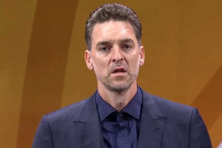 Hall of Fame, συγκλόνισε ο Πάου Γκασόλ αναφέροντας τον Κόμπι στην ομιλία του: “Δεν θα ήμουν εδώ χωρίς εσένα αδελφέ, μου λείπεις και σε αγαπάω”