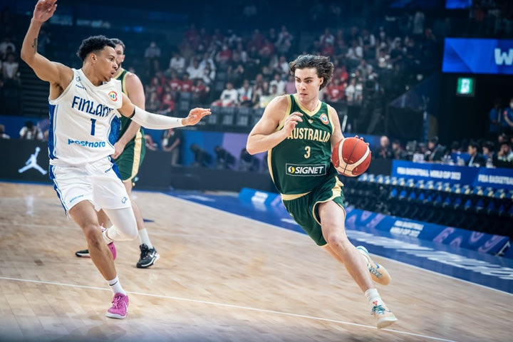 MundoBasket 2023, Φινλανδία – Αυστραλία 72-98: Οι Μπούμερς έδειξαν άγριες διαθέσεις με Μιλς και Γκίντι