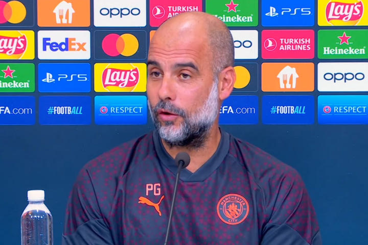 Γκουαρδιόλα: Ζήτησε να μάθει πως να χαιρετήσει στα ελληνικά πριν τη συνέντευξη Τύπου της Μάντσεστερ Σίτι