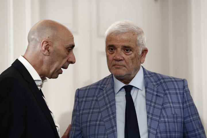 Το VIDEO από την άφιξη του Δημήτρη Μελισσανίδη στο Μαξίμου για τη συνάντηση με Μητσοτάκη – Τσέφεριν