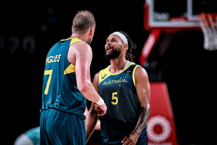 MundoBasket 2023: Η Αυστραλία επικράτησε με 78-74 της Γαλλίας σε φιλικό με κορυφαίους τους Μιλς, Γκίντι