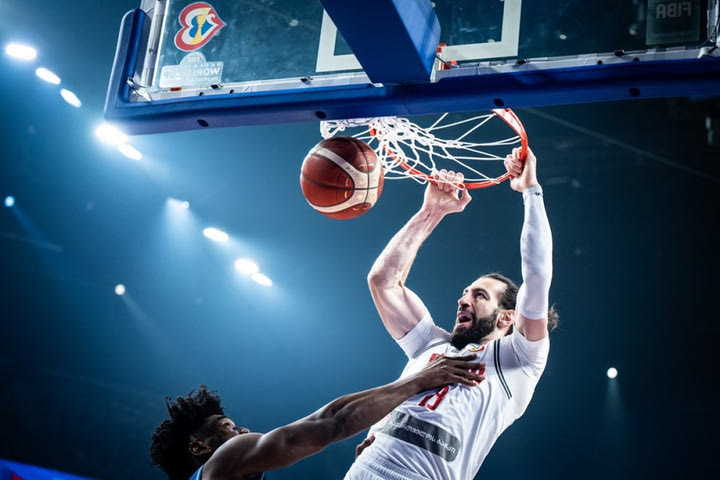 MundoBasket 2023, Γεωργία – Βενεζουέλα 70-59: Ο Σενγκέλια έστειλε την ομάδα του Ζούρου στους “16”