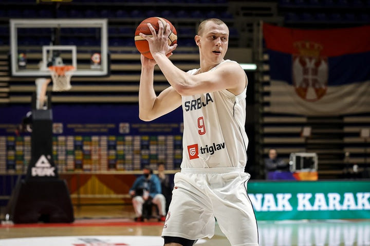 MundoBasket 2023, Σερβία: Εκτός και οι Σμάιλαγκιτς, Τριφούνοβιτς