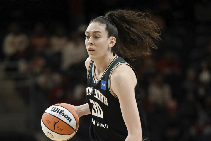 WNBA: Ασταμάτητη η Μπριάνα Στούαρτ, πέτυχε την τρίτη 40άρα της για φέτος και έγραψε ιστορία