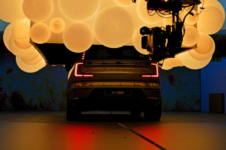 Η Volvo σφυρίζει τη λήξη του diesel