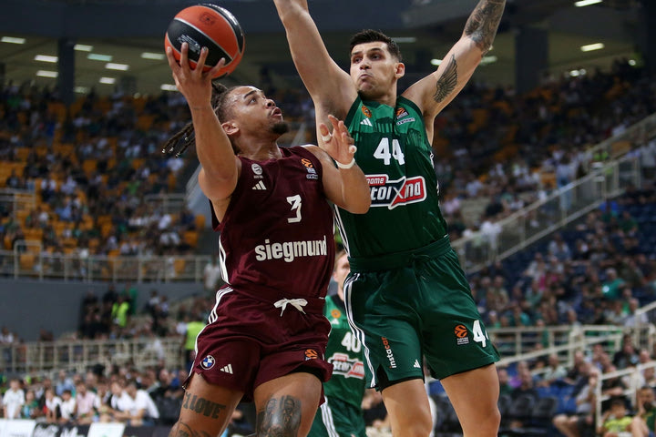 Ο Κάρσεν Έντουαρντς στο SPORT24: “Ο κόουτς Λάσο είναι πιο επικοινωνιακός μαζί μου απ’ ό,τι ήταν ο Ιτούδης”