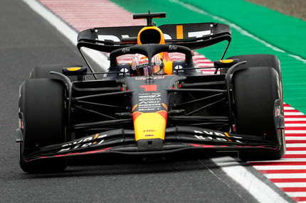 GP Ιαπωνίας: O Φερστάπεν έξι δέκατα ταχύτερος του Σάινθ στις πρώτες δοκιμές της Σουζούκα