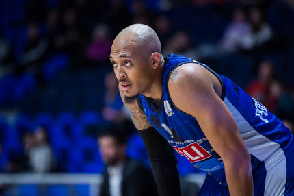 Ο Προμηθέας συμφώνησε με τον Κάμερον Ρέινολντς για αντί-Τζόουνς