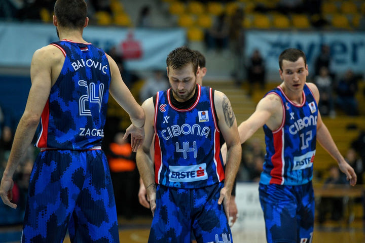 Η Τσιμπόνα βρίσκεται στα όρια της διάλυσης και έχει 45 ημέρες για να γλιτώσει τον αφανισμό