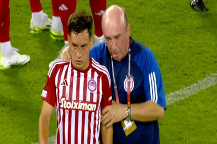 Ολυμπιακός – Φράιμπουργκ: Έγινε αλλαγή ο αιμόφυρτος Έσε από αγκωνιά αντιπάλου στη μύτη του