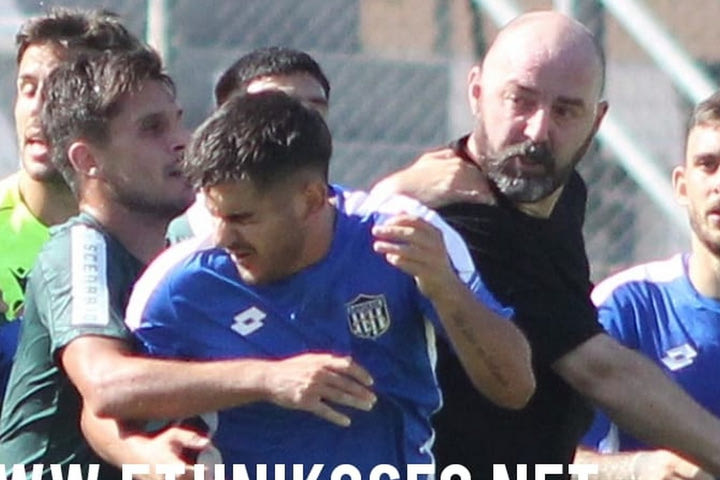 Εθνικός: Πέρασε το βράδυ στο κρατητήριο ο Γεωργούσης που δέχτηκε χτύπημα στον αγώνα Κυπέλλου με τον Πανθρακικό όπως κατήγγειλαν οι κυανόλευκοι