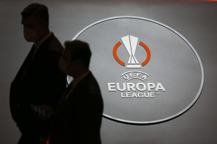 Τα δεδομένα με τον καταρτισμό του προγράμματος ΑΕΚ, Ολυμπιακού, Παναθηναϊκού και το ενδεχόμενο αγώνα την Τετάρτη