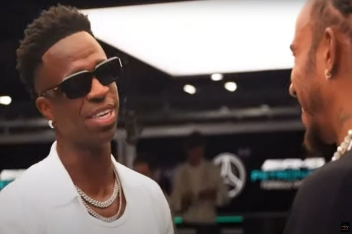 Formula 1: Μεγάλος φαν του Λιούις Χάμιλτον ο Βινίσιους, που βρέθηκε στο GP της Ιταλίας