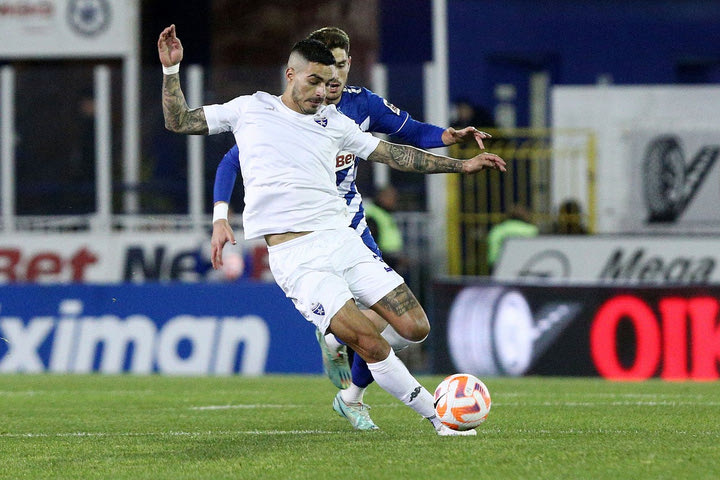 Super League 2: Καλαμάτα και Ιωνικός ανακοίνωσαν τον Ούγκο Σόουζα με τρεις ώρες διαφορά