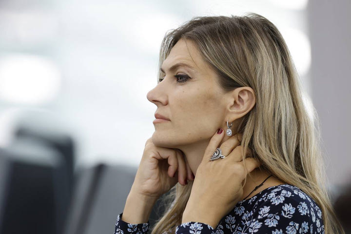 Εύα Καϊλή: Η πρώτη εμφάνισή της στην Ευρωβουλή μετά το QatarGate