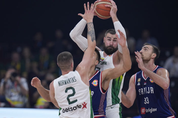 MundoBasket 2023, Λιθουανία: Ο αγώνας με τη Σερβία προβλήθηκε στα λιθουανικά σχολεία