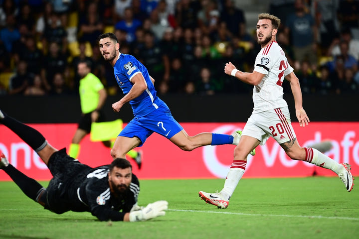 Ελλάδα – Γιβραλτάρ: Ο Μασούρας έκανε το 3-0 μετά από λάθος της άμυνας