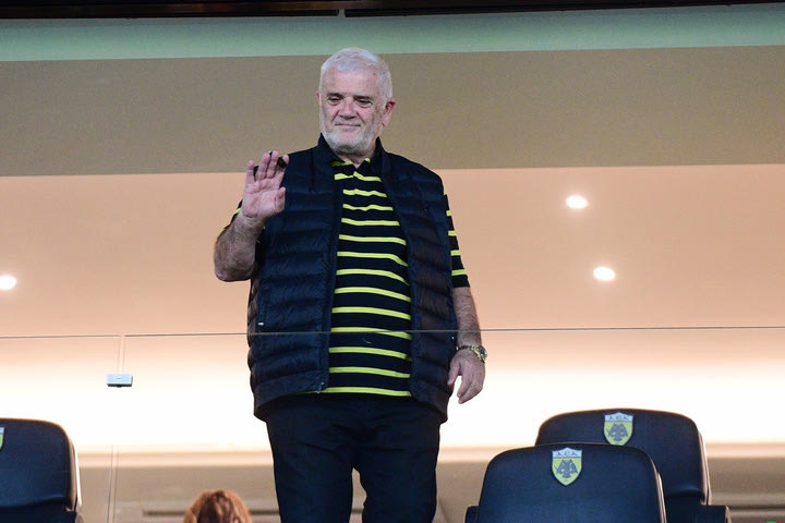 ΑΕΚ – Ολυμπιακός: Στην OPAP Arena ο Δημήτρης Μελισσανίδης