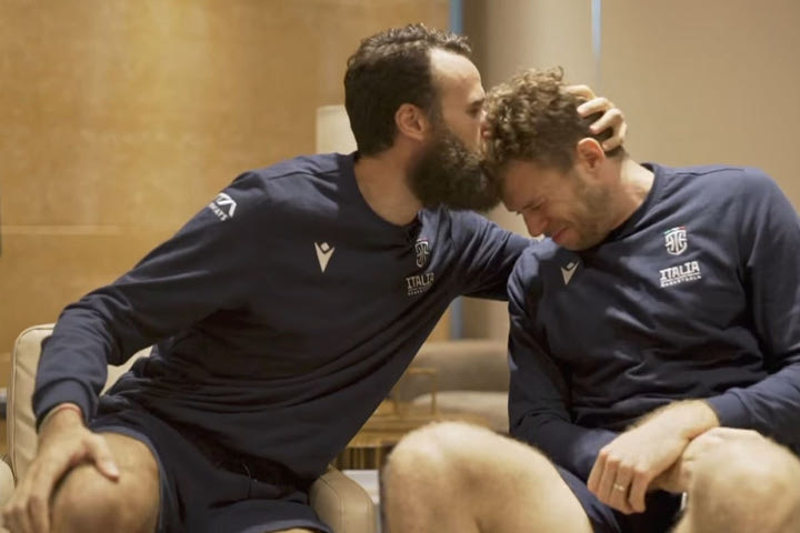 Ο Νικολό Μέλι λύγισε στο αντίο του Ντατόμε και έβαλε τα κλάματα