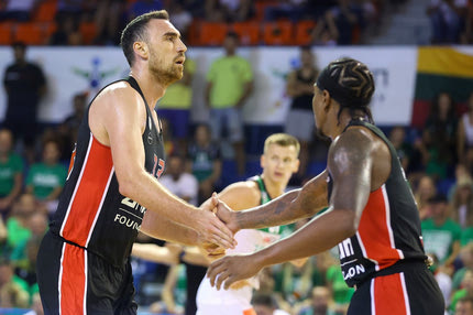 Ολυμπιακός – Ζάλγκιρις: Η εντυπωσιακή επανεμφάνιση και το νταμπλ νταμπλ του Νίκολα Μιλουτίνοβ κόντρα στη Ζάλγκιρις