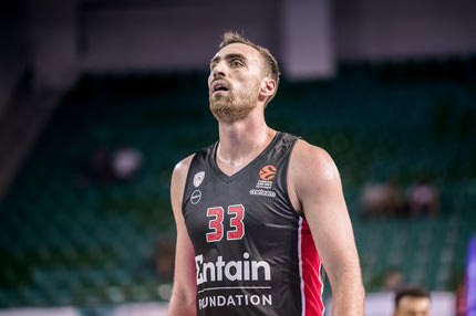 Μιλουτίνοβ: “Χαίρομαι που είναι πιο δυνατός ο Παναθηναϊκός, σιγά-σιγά ξεχνιέται το θέμα Σλούκα”