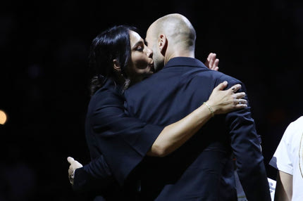 Βασίλης Σπανούλης: Αυτοί είναι οι στίχοι του τραγουδιού που διάλεξε η Ολυμπία για τη μεγάλη στιγμή