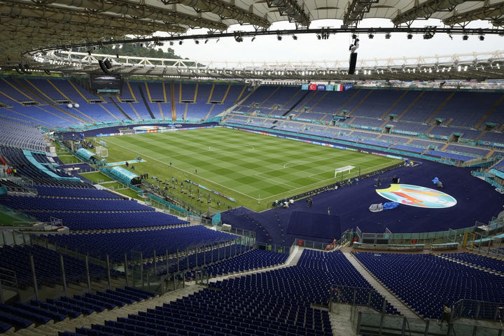 Euro: Η UEFA αναθέτει σε Ιταλία και Τουρκία τη διοργάνωση του τουρνουά το 2032