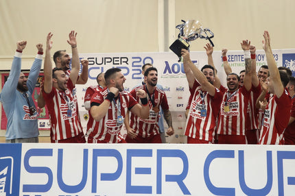 ΑΕΚ – Ολυμπιακός 25-26: Με buzzer beater του Σάββα στην παράταση το Σούπερ Καπ πήγε στους ερυθρόλευκους