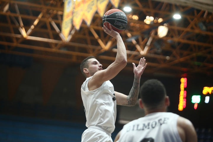 Ο ΠΑΟΚ νίκησε το Λαύριο σε φιλικό παιχνίδι με κορυφαίους τους Χάρισον, Τσαϊρέλη
