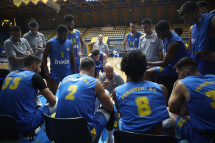 Σάσαρι – Περιστέρι bwin 69-91: Ο Κένι Γουίλιαμς οδήγησε στη νίκη την ομάδα του Σπανούλη πριν τον Ολυμπιακό