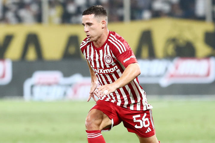 Ποντένσε: “Δεν είμαστε ευχαριστημένοι απ’ την ισοπαλία, δεν ήταν καλός και ο αγωνιστικός χώρος”