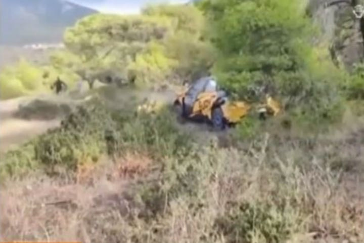 Ατύχημα στο Ράλλυ Ακρόπολις 2023: Αυτοκίνητο παραλίγο να πέσει πάνω σε θεατές