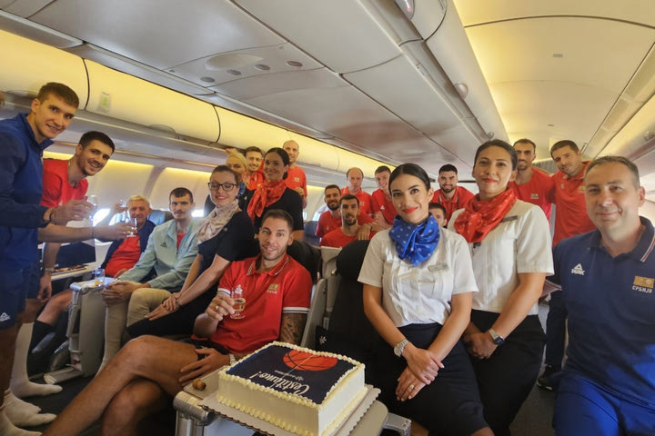 MundoBasket 2023, Σερβία: Ο Μπόρισα Σίμανιτς πήρε εξιτήριο και επέστρεψε μαζί με τους συμπαίκτες του