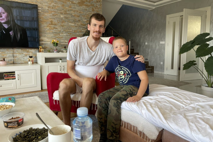 Ο Στίματς πήγε τον γιο του να δει τον Σίμανιτς: “‘Ενας ήρωας που άφησε κομμάτι του εαυτού του στο παρκέ για τη Σερβία”