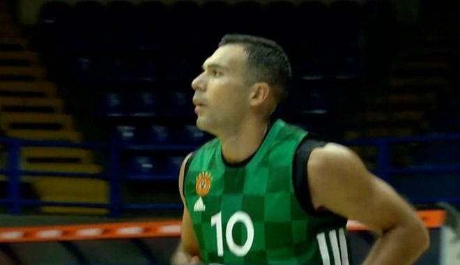 Οι 7 ασίστ του Σλούκα στο φιλικό με την Κλουζ