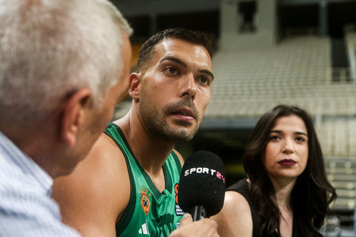 Ο Κώστας Σλούκας στο SPORT24: “Ο Ολυμπιακός είναι χρόνια στην ελίτ της Ευρώπης, είμαστε εδώ για να το αμφισβητήσουμε”