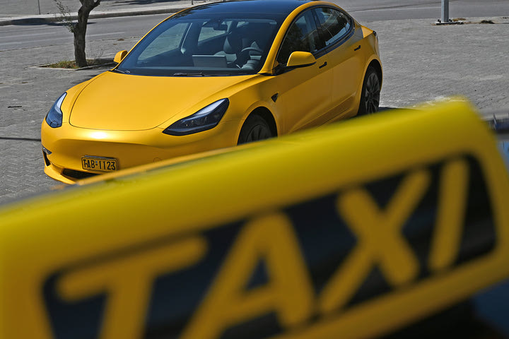 Παράταση μέχρι το Μάρτιο- Με δεύτερη τροποποίηση της ΚΥΑ για τα “Πράσινα Ταξί”