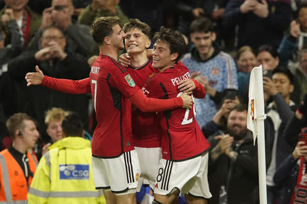 Μάντσεστερ Γιουνάιτεντ – Κρίσταλ Πάλας 3-0: Πρόκριση με τριάρα για τους κόκκινους διαβόλους