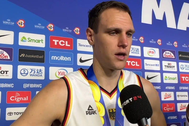 Ο Γιοχάνες Φόγκτμαν στο SPORT24: “Η εξέλιξη του Σρούντερ από τη χαμένη βολή το 2015 είναι απίστευτη”