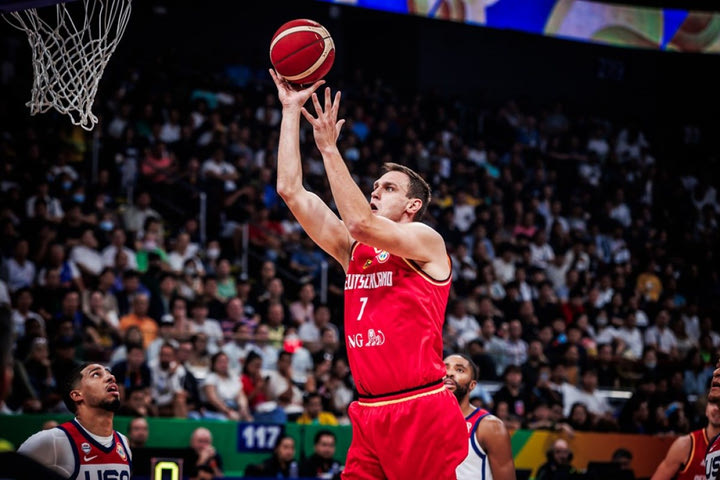 Ο Γιοχάνες Φόγκτμαν στο SPORT24: “Σε 20 χρόνια θα υπάρχουν πολλά παιδιά στη Γερμανία που θα λέγονται Ντένις και Φραντς”