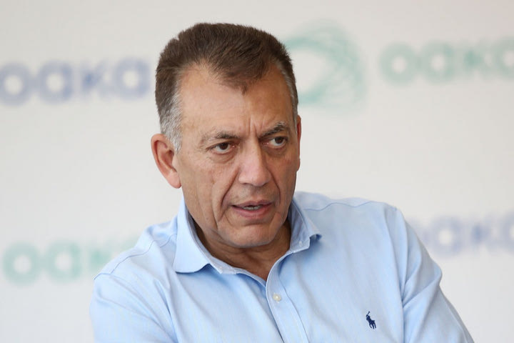 Ο Γιάννης Βρούτσης ζητά να προχωρήσουν οι διαδικασίες για να ολοκληρωθεί η αδειοδότηση των αθλητικών κέντρων της χώρας