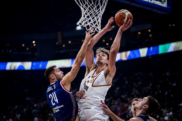 MundoBasket 2023, Γερμανία – Σερβία: Οι καλύτερες στιγμές από το γερμανικό θρίαμβο και τον παρθενικό της τίτλο σε Παγκόσμιο